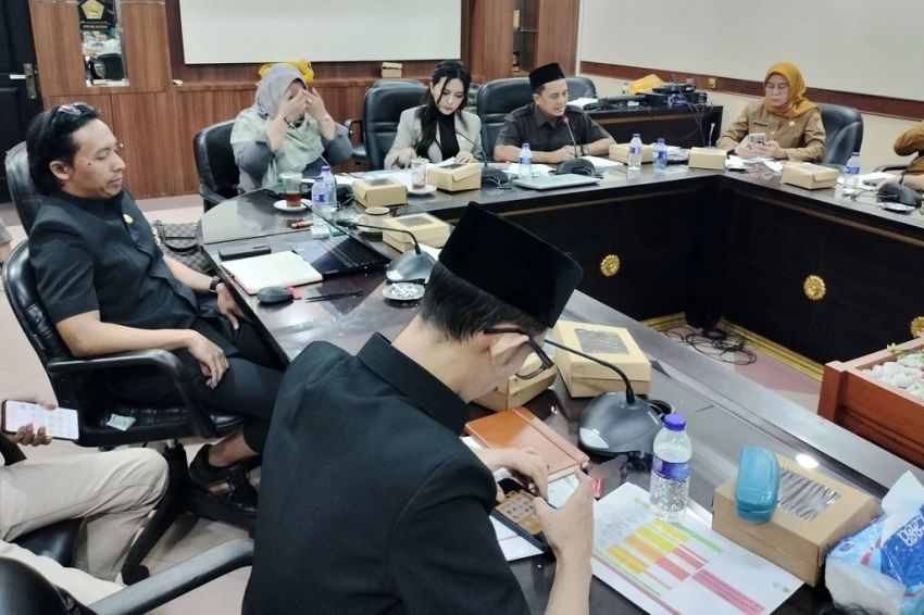 Gerindra Gelar Sidang Etik Anggota DPRD Jember yang Viral Main Game Saat Rapat Stunting