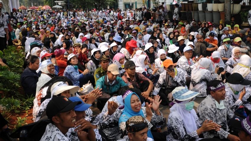 Surat Edaran Menteri Bikin Guru Honorer Resah, Nasib Mereka Dipertanyakan Jelang 2027