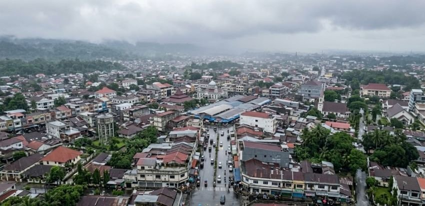 Cuaca Sumatera Utara Hari Ini: Medan hingga Tapanuli Diguyur Hujan Ringan