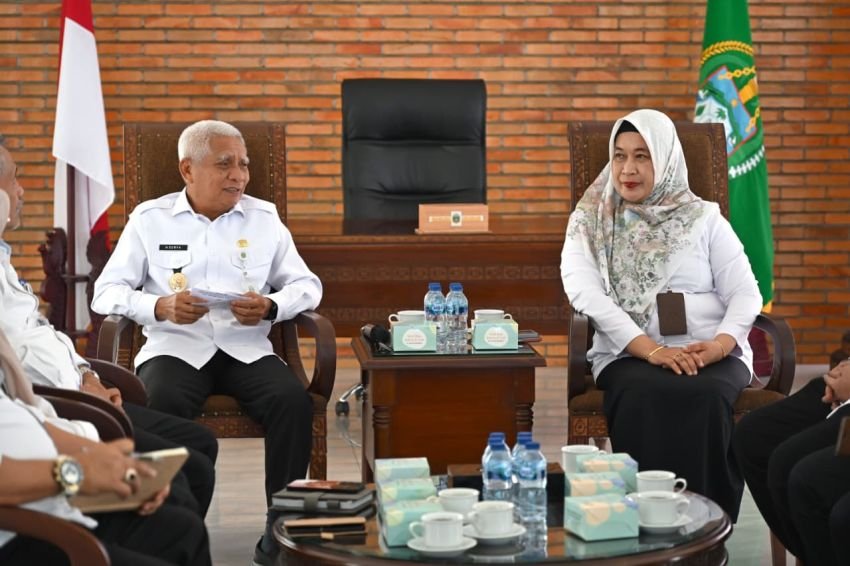 Kepala BKKBN Sumut Fatmawati Pamit, Wagub Surya Beri Apresiasi