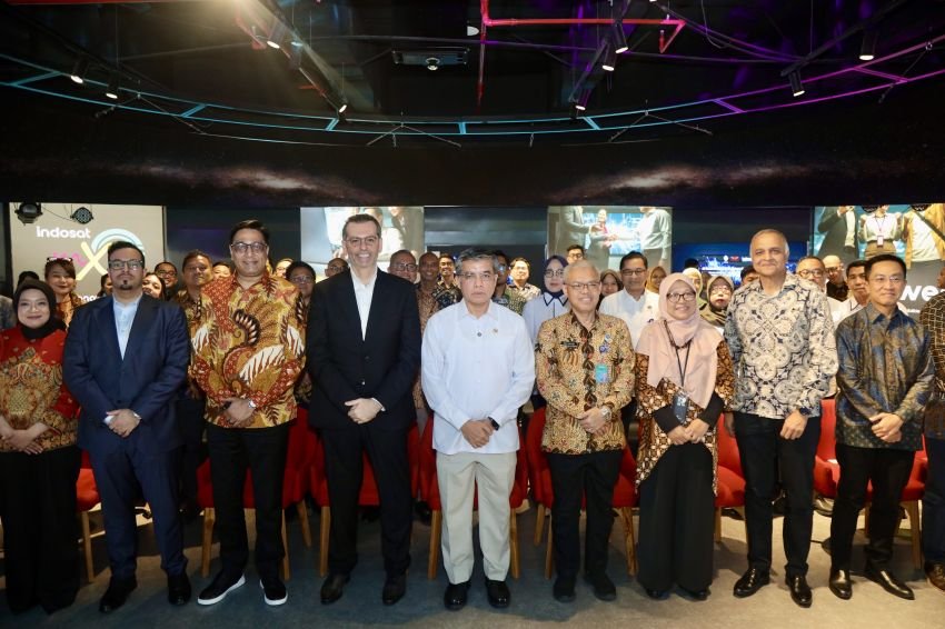 Kemnaker Gandeng Wadhwani Foundation dan Indosat, Perkuat Ekosistem Ketenagakerjaan Berbasis Digital dan AI