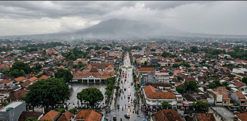 Prakiraan Cuaca DIY Kamis Ini: Sleman hingga Gunungkidul Berpotensi Hujan Ringan, Yogyakarta Berawan