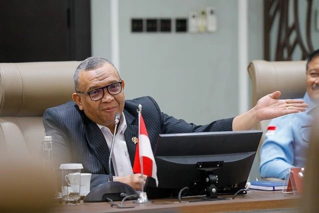 Wamenaker: Kerja di Hari Libur Nasional Wajib Dibayar Lembur