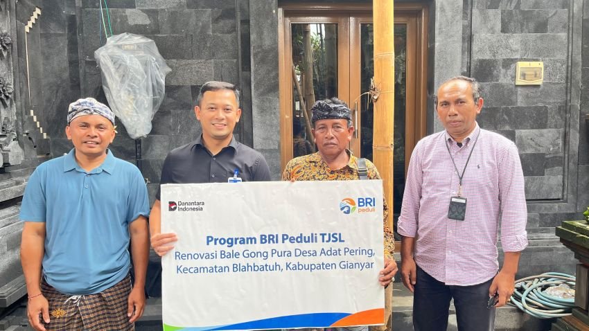 Lewat Program CSR, BRI Gianyar Renovasi Bale Gong di Desa Adat Pering