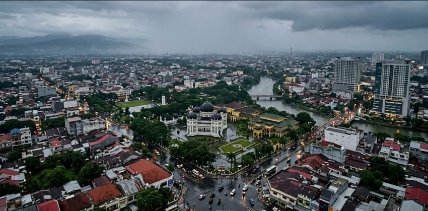 Cuaca Sumatera Utara Hari Ini Didominasi Hujan Ringan, Medan hingga Tapanuli Berpotensi Diguyur Hujan