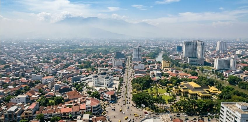 Cuaca Sumut Hari Ini: Medan Udara Kabur, Langkat hingga Binjai Diguyur Hujan Ringan