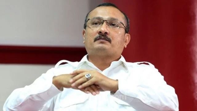 Ferdinand Hutahaean Sebut Rencana Jokowi Keliling Indonesia &ldquo;Khianati Prabowo&rdquo;