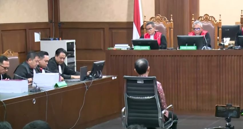 Nadiem Makarim Hadapi Tuntutan Jaksa Setebal 1.597 Halaman dalam Kasus Dugaan Korupsi Pengadaan Chromebook