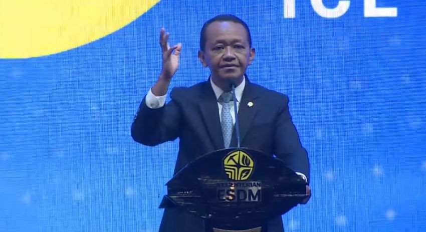 Bahlil Semangati Gubernur Kaltim Usai Dihujani Kritik Publik: Nggak Ada Itu Kita Mundur-Mundur