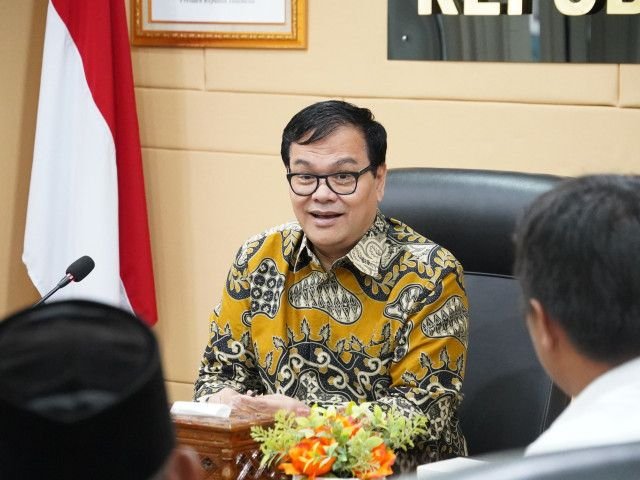 Ombudsman Soroti Anggaran Sepatu Sekolah Rakyat Rp27 M, Diduga Tak Wajar dan Berpotensi Mark Up