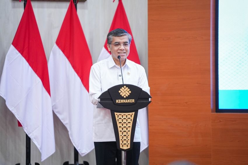 Menaker Pastikan Hak Jaminan Sosial Korban Kecelakaan KA Bekasi Disalurkan Bertahap hingga Tuntas