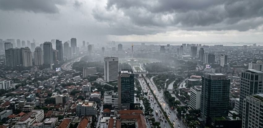 Prakiraan Cuaca Jakarta Kamis Ini: Jaksel dan Jakbar Diguyur Hujan Ringan, Wilayah Lain Berawan