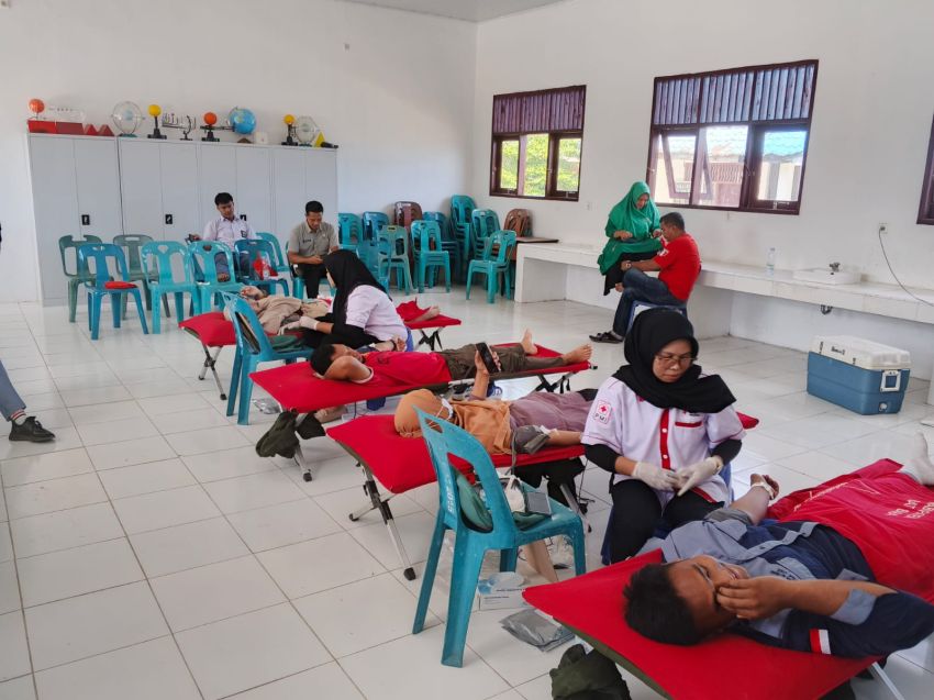 SMA Negeri 1 Tanjung Tiram Gelar Donor Darah, Bangun Semangat Kemanusiaan dan Kepedulian Sosial di Tengah Masyarakat
