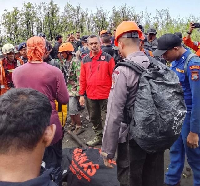 Lokasi 2 WN Singapura di Gunung Dukono Sudah Terpantau, SAR Targetkan Evakuasi Hari Ini