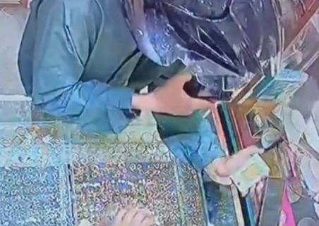 Modus Pura-Pura Membeli, Pria Gasak Emas Batangan 150 Gram dari Toko Mas di Medan