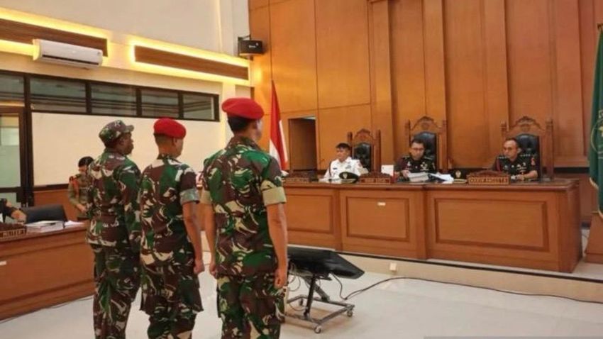 3 Prajurit TNI Dituntut hingga 12 Tahun di Kasus P*m3un*h4n Kacab Bank