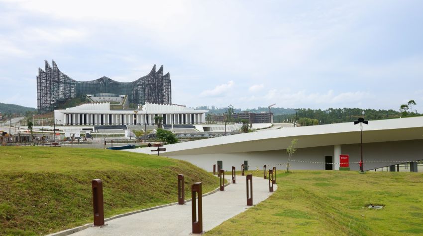 MK Tegaskan Jakarta Masih Ibu Kota, DPR Nilai Infrastruktur IKN Belum Siap