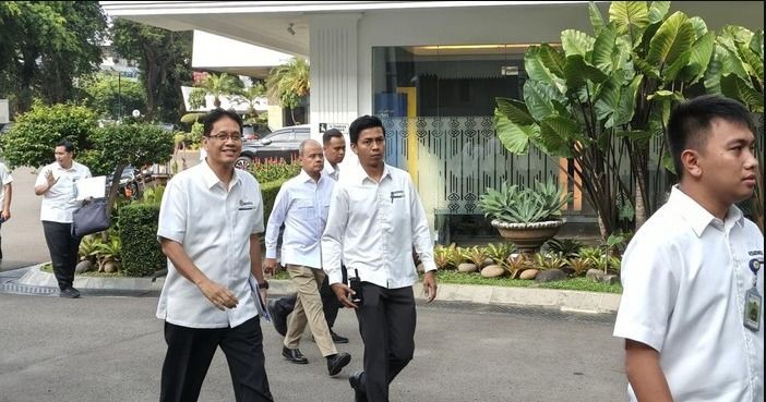 Rupiah Anjlok, Prabowo Panggil Airlangga hingga Gubernur BI ke Istana