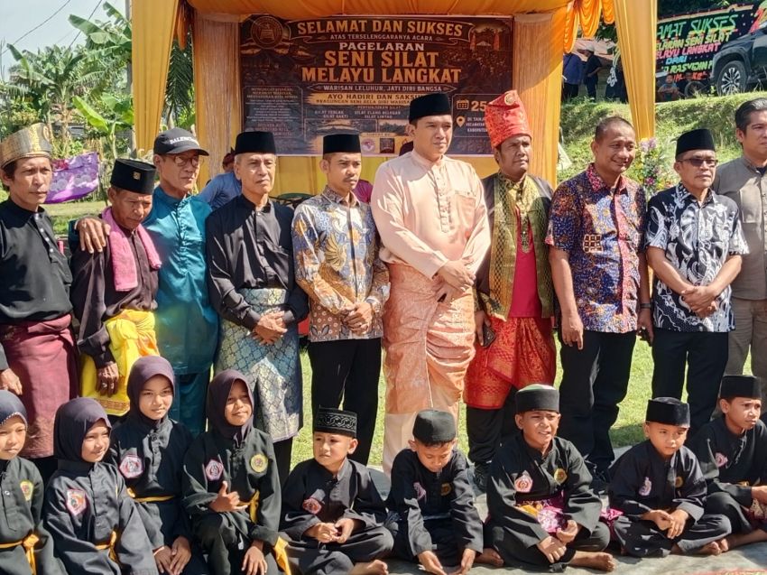 Pagelaran Seni Silat Melayu Langkat Jadi Momentum Kebangkitan Warisan Budaya di Tanah Bertuah