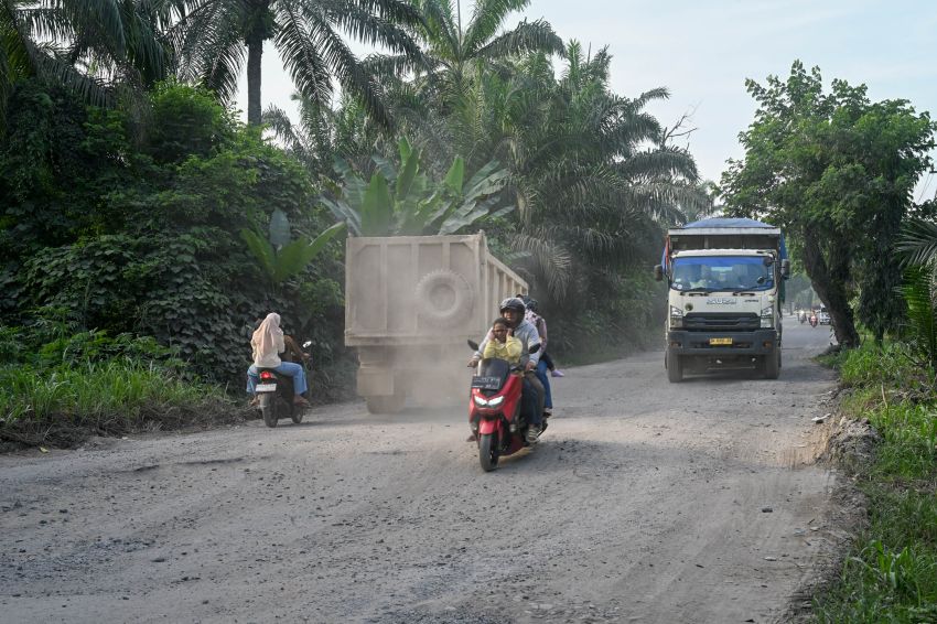 Jalan Strategis Labuhanbatu Mulai Diperbaiki, Warga Yakin Ekonomi dan Pariwisata Kembali Bangkit