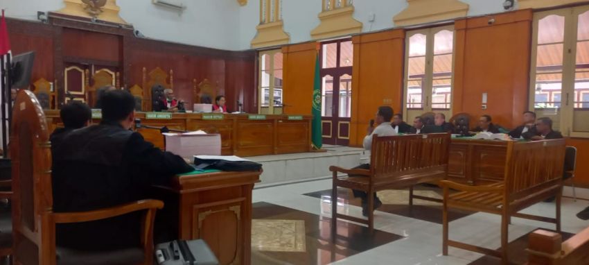 Hakim Minta JPU Tunjukkan Bukti Asli dalam Kasus Pengadaan Smartboard Rp29,5 Miliar di Langkat