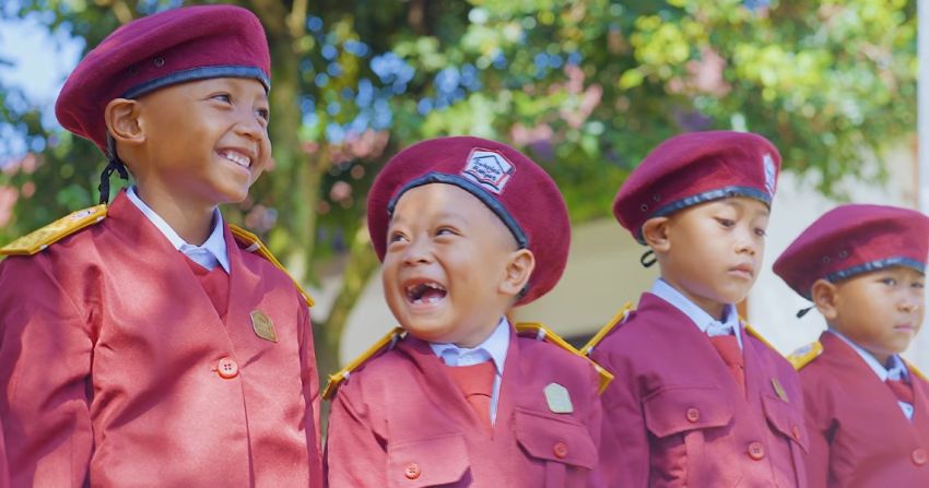 Gus Ipul Tegaskan Sekolah Rakyat Tak Batasi Usia Siswa, Siap Tampung Anak yang Belum Pernah Sekolah