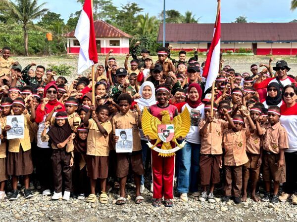 TNI Hadirkan Senyum Anak Papua di Hari Lahir Pancasila, Pendidikan Jadi Jalan Menuju Masa Depan Cerah
