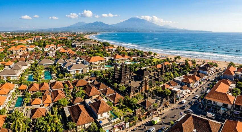 Cuaca Bali Hari Ini Cerah hingga Cerah Berawan, Suhu Capai 32 Derajat Celsius