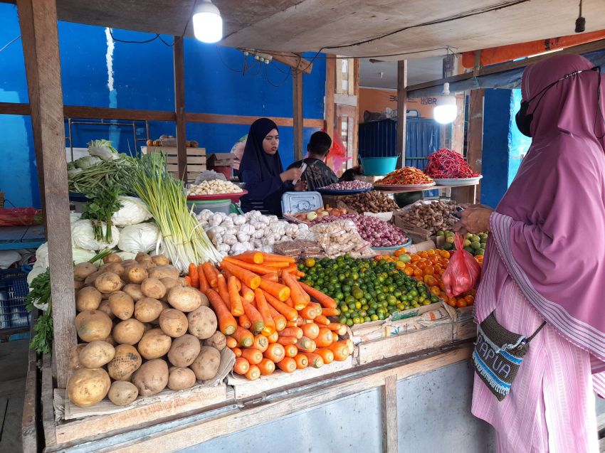 Harga Pangan Hari Ini: Cabai Rawit Tembus Rp75.700 per Kg, Bawang Merah Rp54.350