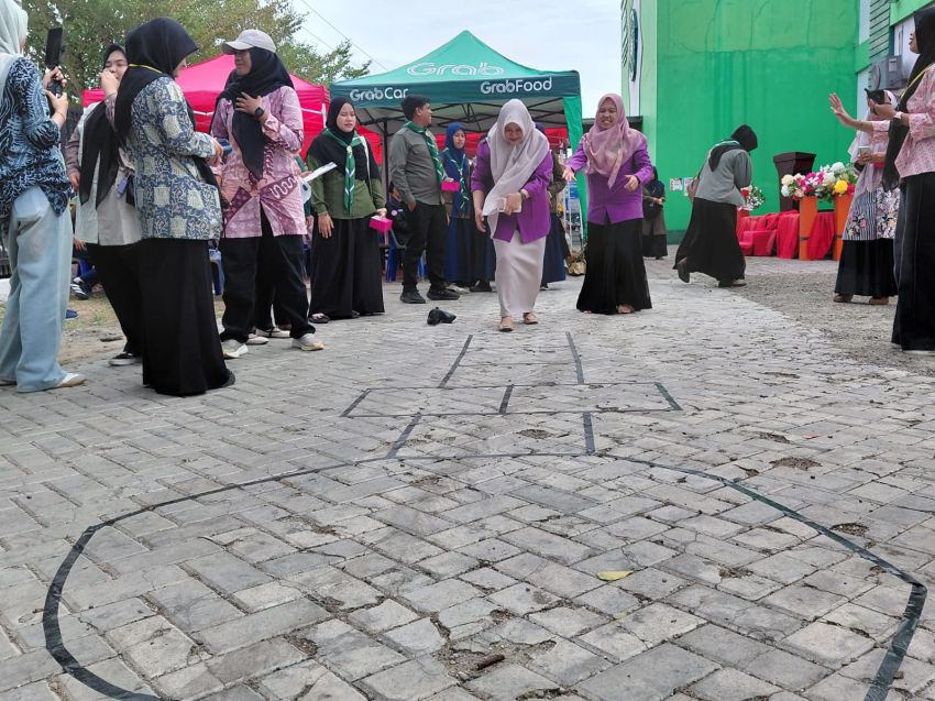 Lawan Kecanduan Gadget, Unmuha Gelar Festival Permainan Tradisional dan Kesehatan Mental di Banda Aceh