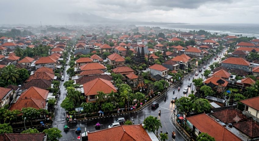 BMKG: Sebagian Wilayah Bali Berpotensi Hujan Ringan, Warga Diminta Waspada Cuaca Labil