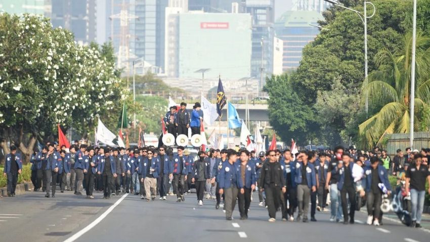 PMII Turun ke DPR, Bawa 5 Tuntutan dan Desak Evaluasi Kabinet Prabowo-Gibran