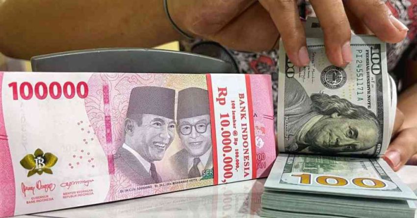 Dolar AS Nyaris Rp18.000! Rupiah Kembali Tertekan di Perdagangan Pagi