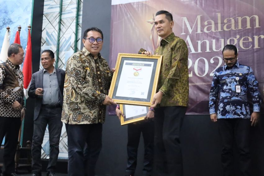 Sekda Aceh M. Nasir Syamaun Raih Anugerah SMSI sebagai Tokoh Inspiratif Nasional 2026