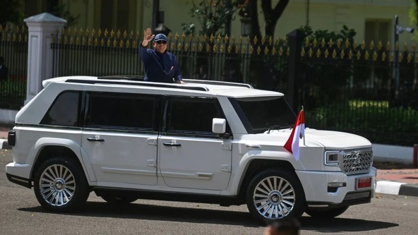 Pindad Klarifikasi Soal Kendaraan Maung yang Digunakan Prabowo