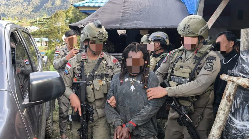Pelaku Penembakan Pesawat di Intan Jaya Ditangkap, Polisi Dalami Jaringan KKB