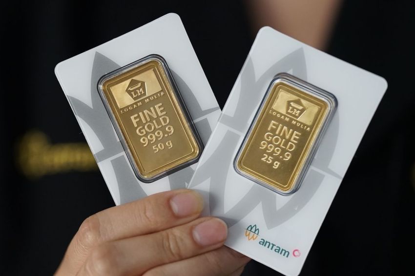 Harga Emas Antam Anjlok Rp18 Ribu, Kini Dibanderol Rp2,655 Juta per Gram