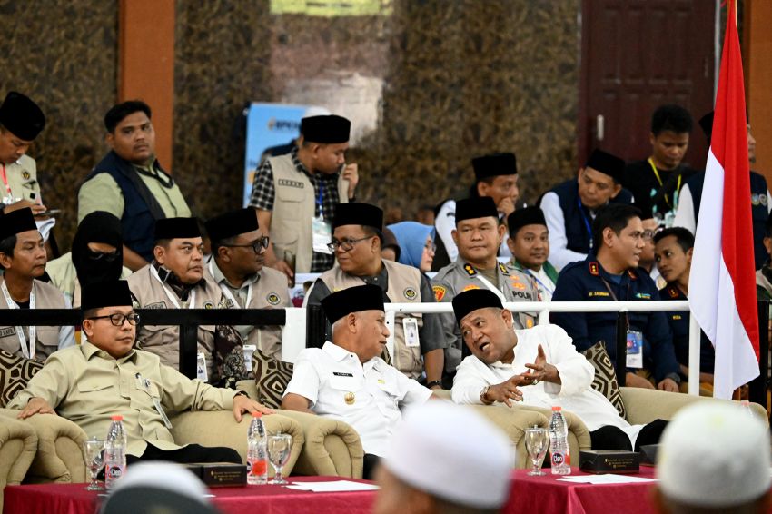 Sambut Kepulangan Kloter 2 Haji Sumut, Wagub Surya Apresiasi Petugas dan Harap Jemaah Jadi Teladan