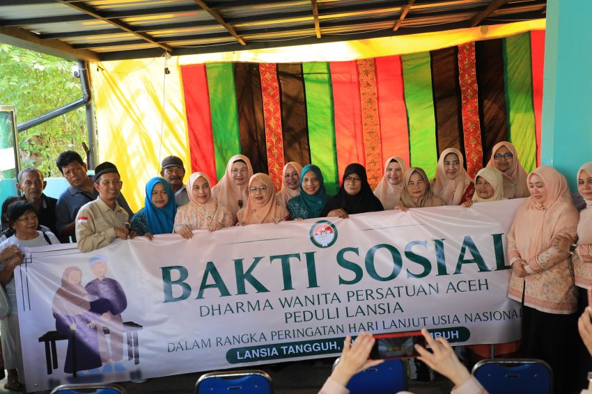 DWP Aceh Salurkan Bantuan untuk 60 Lansia Korban Kebakaran di Lhokseumawe
