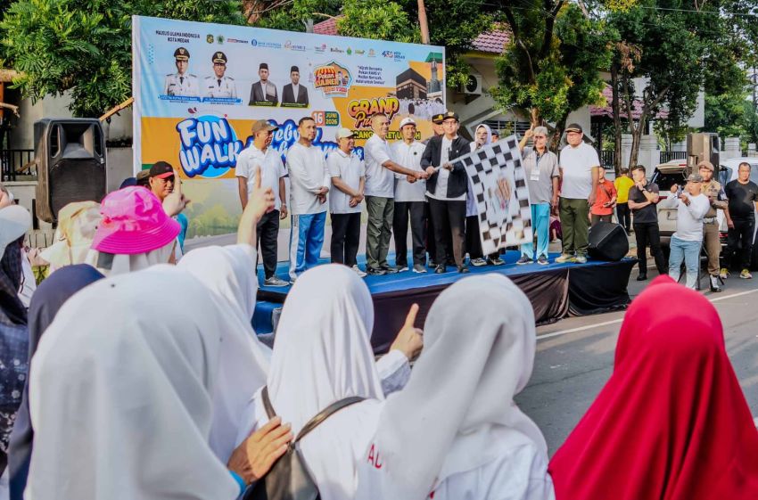 Ribuan Warga Semarakkan Fun Walk MUI Medan, Rico Waas Dorong Gaya Hidup Sehat di Pekan KHAS 2026