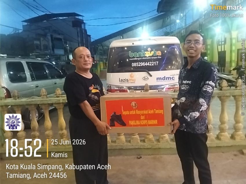Korps Marinir Kirim 1.200 Sepatu Sekolah untuk Anak-anak Terdampak Bencana di Aceh