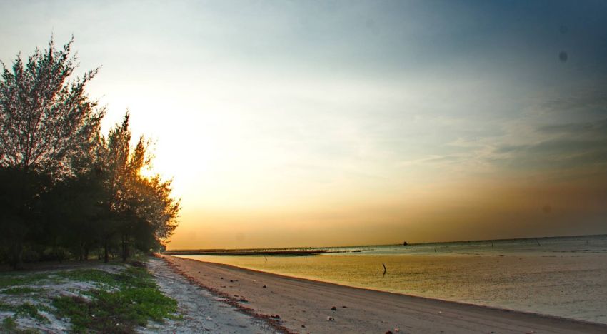 5 Pantai Terindah di Batubara Sumut, Cocok untuk Liburan Keluarga