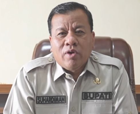 Ruang Kerjanya Disegel KPK, Dimana Bupati Kuansing?