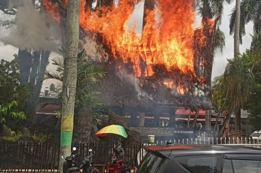 Rumah Adat Monumen Sisingamangaraja XII Medan Terbakar, Polisi Sebut Dipicu Permainan Api Bocah