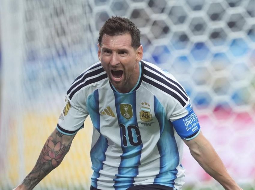 Messi Menggila! Cetak Gol Spektakuler dan Bawa Argentina Lolos ke 32 Besar dengan Rekor Fantastis