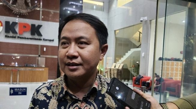 KPK Periksa Eks Dirjen Kemenag Hilman Latief, Kasus Kuota Haji 2023-2024 Makin Terang