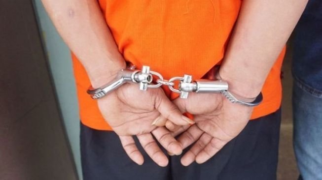 Bandar Ekstasi dan Vape Narkoba di Deli Serdang Dibekuk, Polisi Sita Ribuan Pil serta Tiga Mobil Mewah