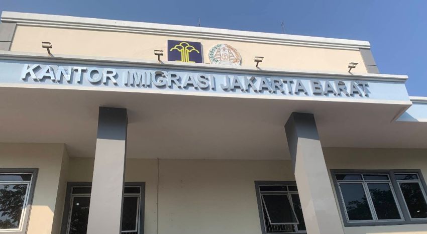 KPK OTT di Jakarta Barat! Belasan Orang Termasuk Kepala Kantor Imigrasi Diamankan, Diduga Terkait Suap Izin Tinggal WNA
