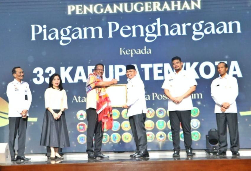 Bupati Simalungun Raih Penghargaan Nasional dari Menkum RI atas Pembentukan 413 Pos Bantuan Hukum di Seluruh Wilayah