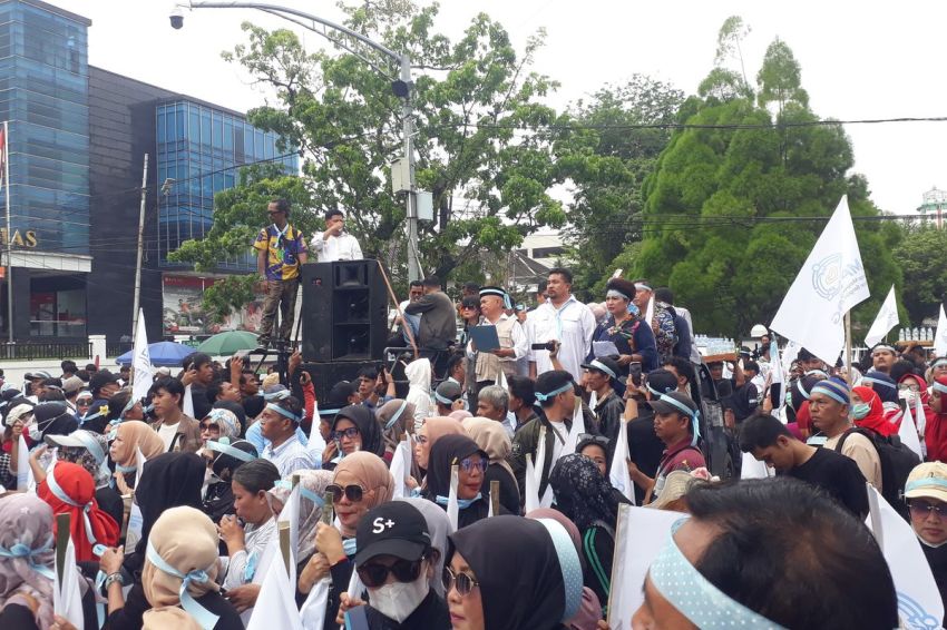 Ratusan Warga Geruduk Kantor Gubsu, Desak Program MBG Prabowo Tetap Dilanjut